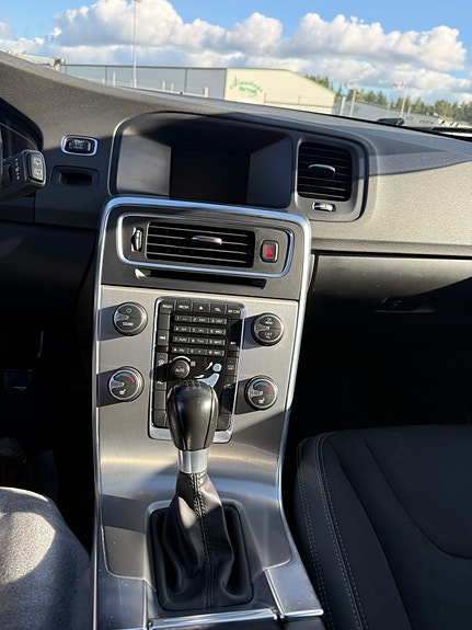Volvo V60 6 of 6