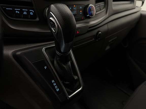 Ford Transit Custom 26 of 30