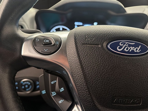 Ford Transit Connect 17 of 30