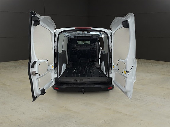 Ford Transit Connect 12 of 30