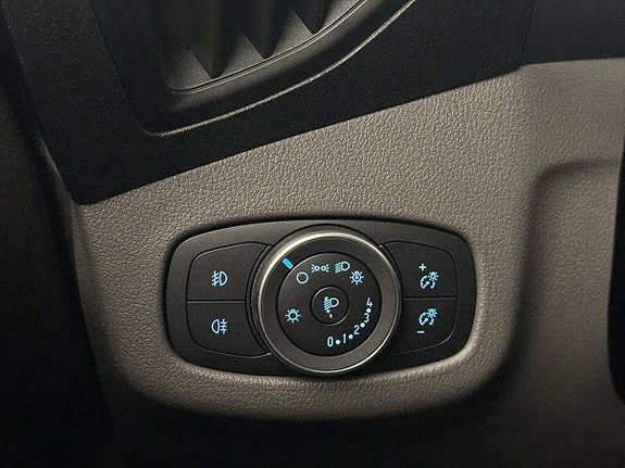 Ford Transit Connect 16 of 30