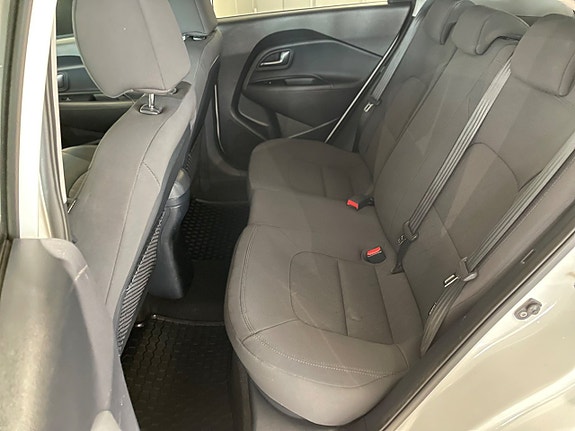 Kia Rio 20 of 22