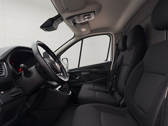 Renault Trafic 17 of 30