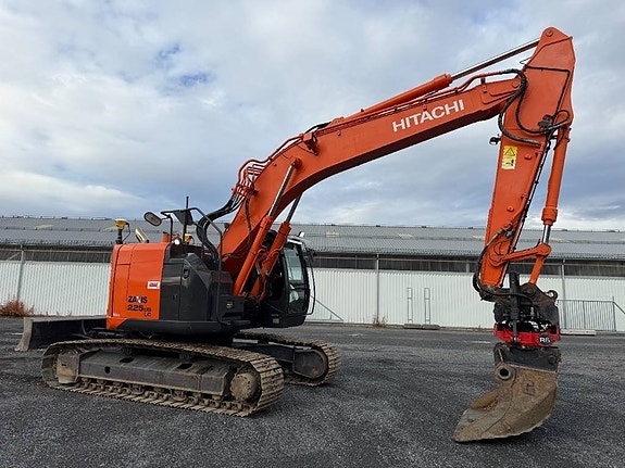 Hitachi ZX225US LC schaktblad, Trimble GPS, redskap 4 of 24