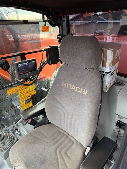 Hitachi ZX225US LC schaktblad, Trimble GPS, redskap 11 of 24