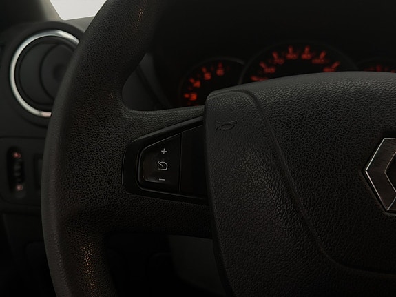 Renault Master 19 of 30