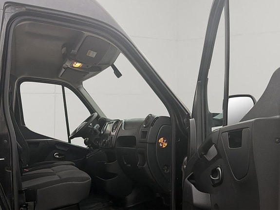 Renault Master 28 of 30