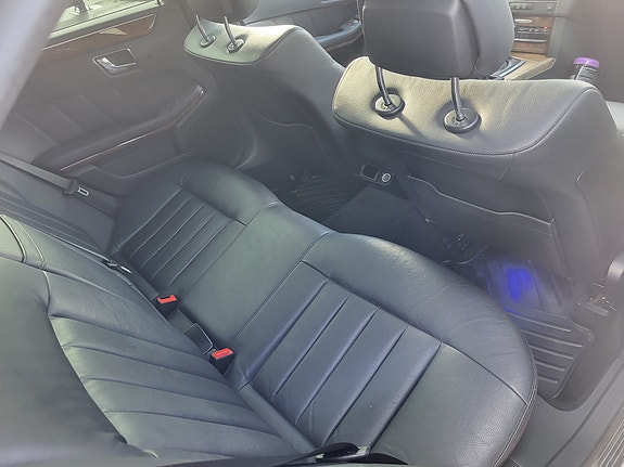 Mercedes-Benz E250 6 of 10