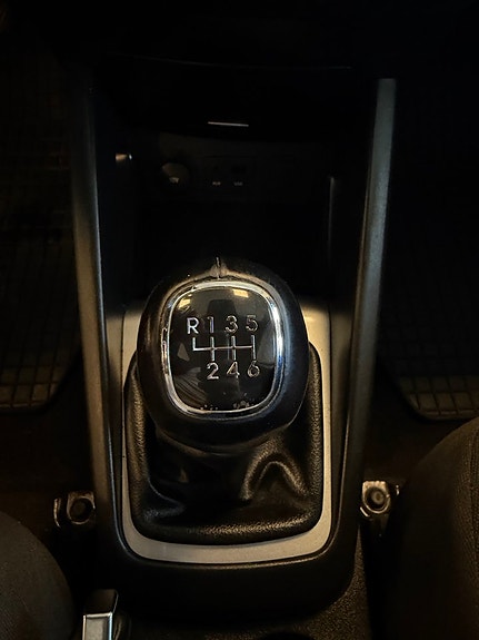 Kia Ceed 27 of 29