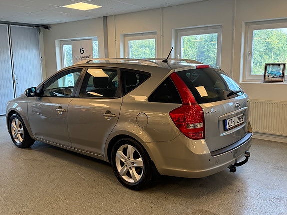 Kia Ceed 8 of 29