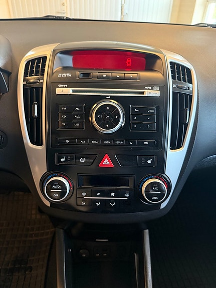 Kia Ceed 24 of 29