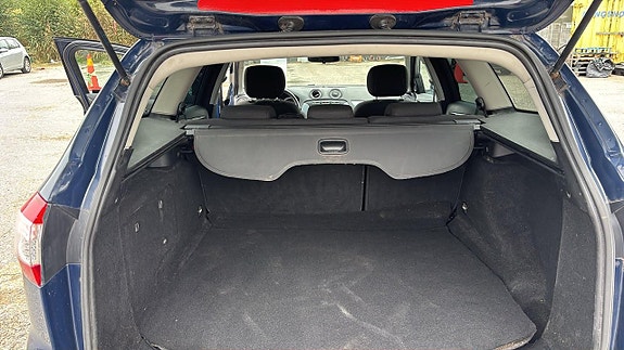 Ford Mondeo 5 of 8