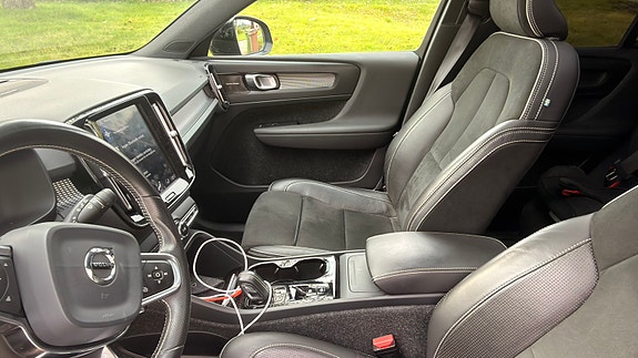 Volvo XC40 7 of 10