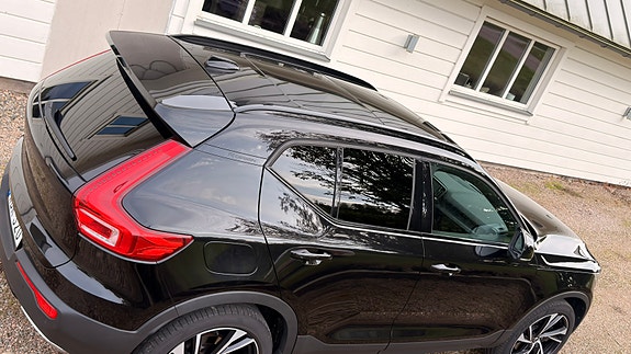 Volvo XC40 4 of 10