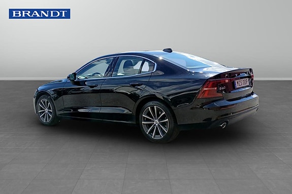 Volvo S60 2 of 9