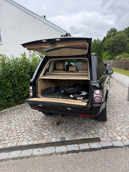 Land Rover Range Rover 4 of 13