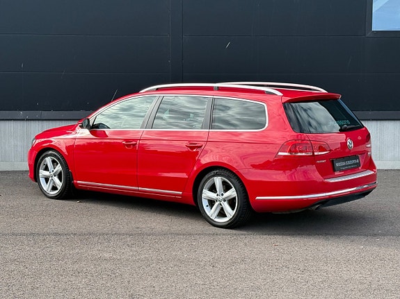 Volkswagen Passat 10 of 22