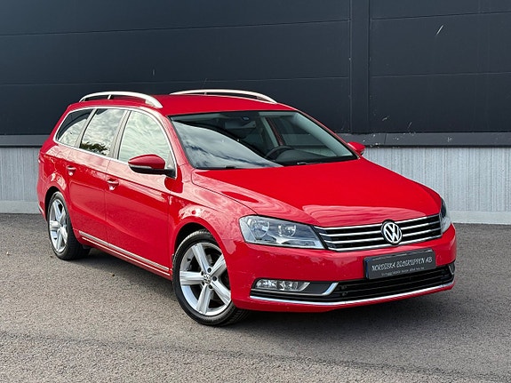 Volkswagen Passat 4 of 22