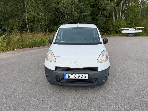 Peugeot Partner 2 of 11