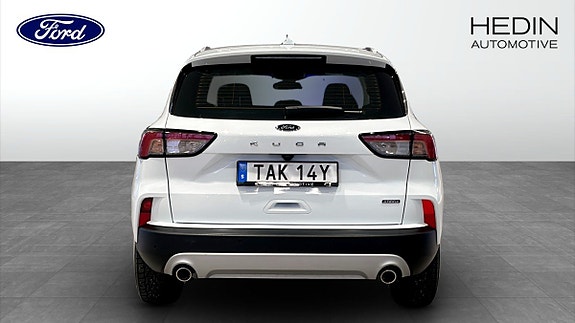 Ford Kuga 7 of 9