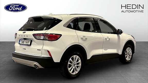 Ford Kuga 2 of 9