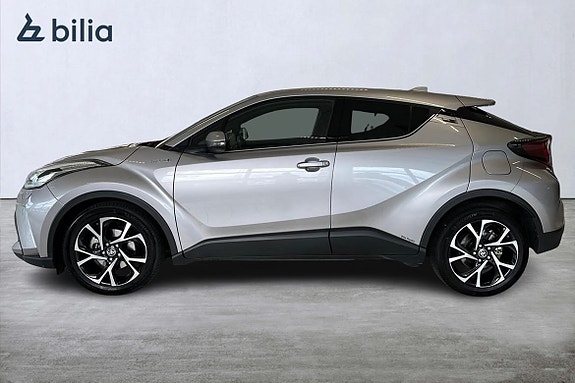 Toyota C-HR 3 of 21