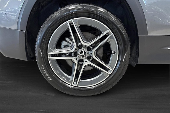 Mercedes-Benz GLB220 d 10 of 19