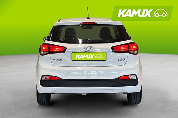 Hyundai i20 5 of 24