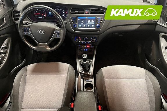 Hyundai i20 10 of 24