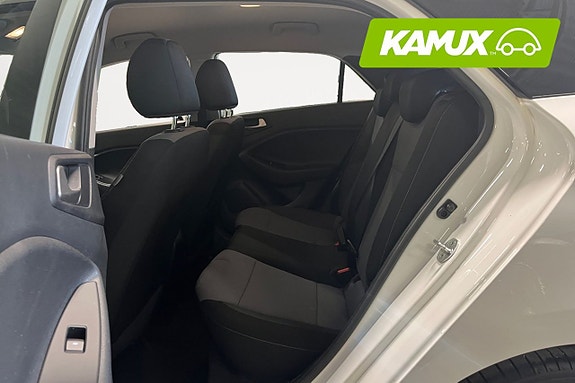 Hyundai i20 13 of 24