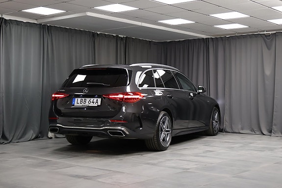 Mercedes-Benz C300 e 2 of 27