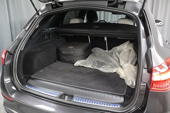 Mercedes-Benz C300 e 12 of 27