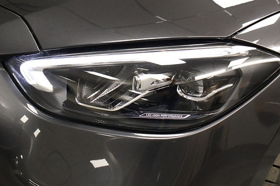 Mercedes-Benz C300 e 9 of 27