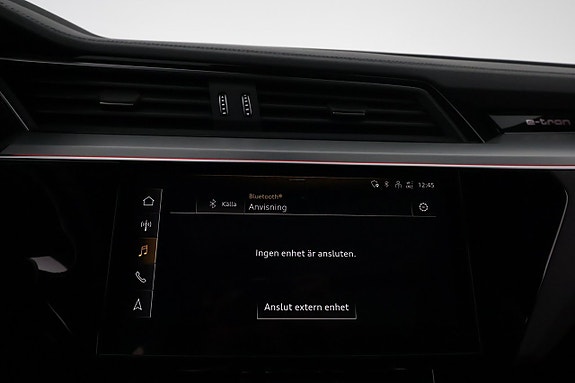 Audi Q8 e-tron 23 of 30
