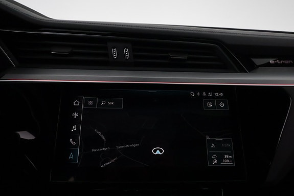 Audi Q8 e-tron 22 of 30