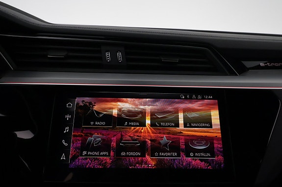 Audi Q8 e-tron 18 of 30