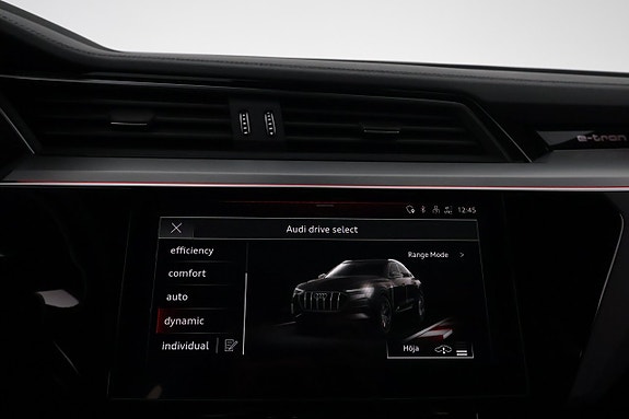 Audi Q8 e-tron 21 of 30