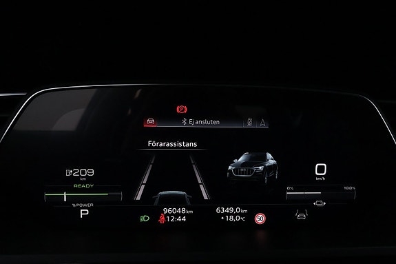 Audi Q8 e-tron 17 of 30