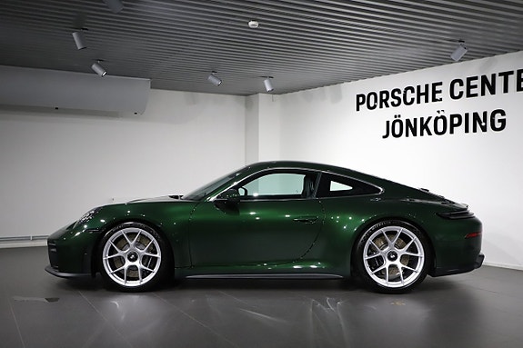 Porsche 911 GT3 2 of 24
