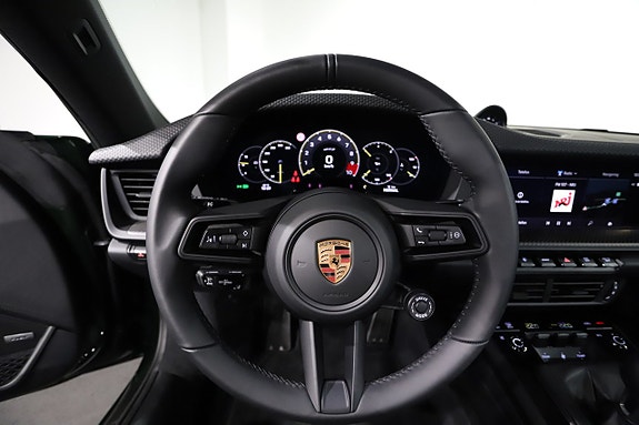 Porsche 911 GT3 18 of 24