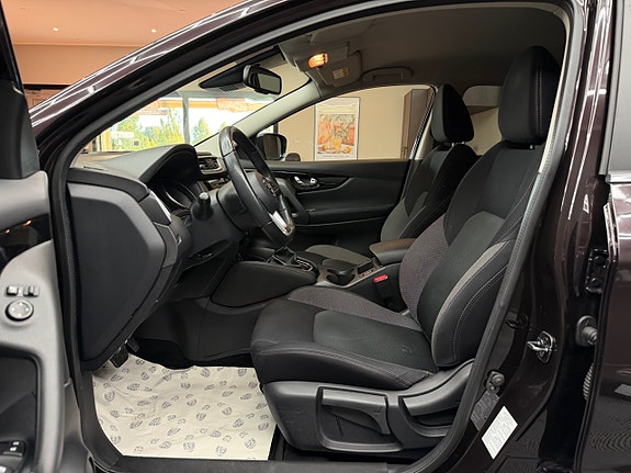 Nissan Qashqai 3 of 17