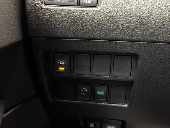 Nissan Qashqai 14 of 17