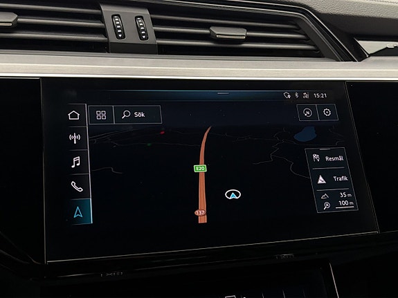Audi e-tron 22 of 30