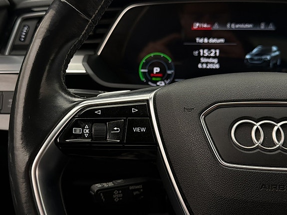 Audi e-tron 17 of 30