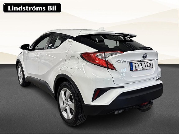 Toyota C-HR 4 of 22