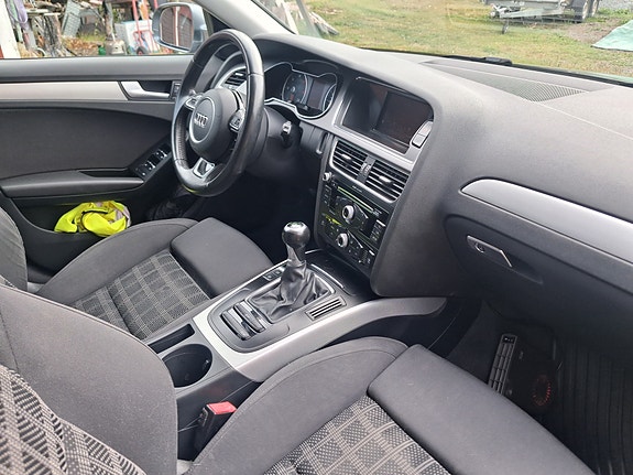 Audi A4 5 of 7