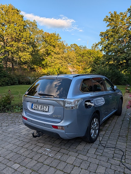 Mitsubishi Outlander 4 of 6