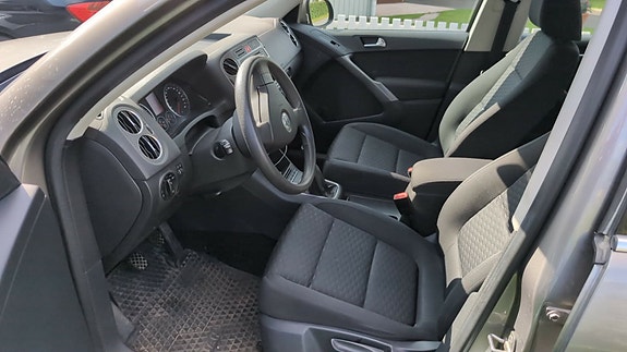 Volkswagen Tiguan 5 of 7