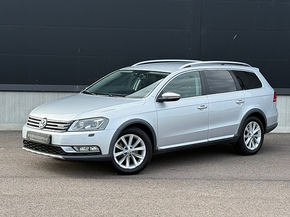 Volkswagen Passat Alltrack 2 of 21