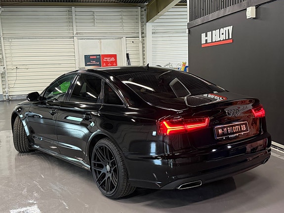 Audi A6 4 of 11